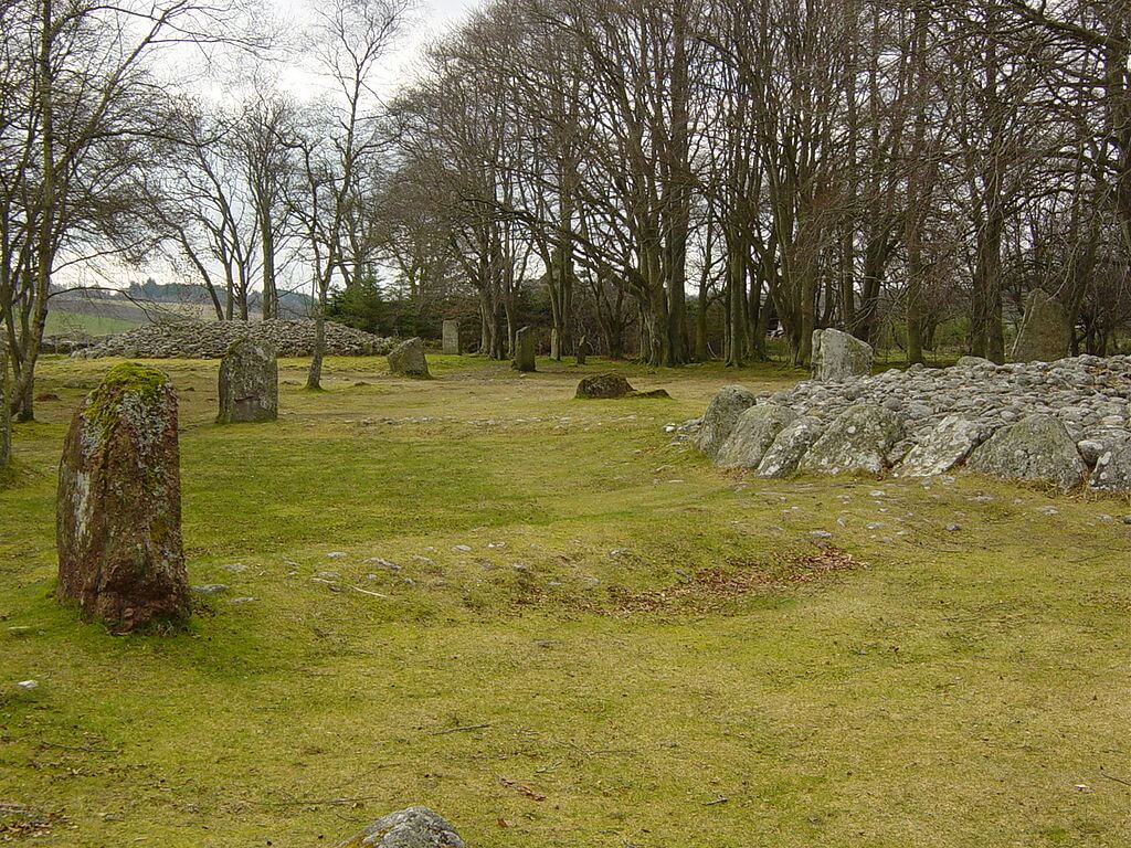 Vista de los Clava Cairns