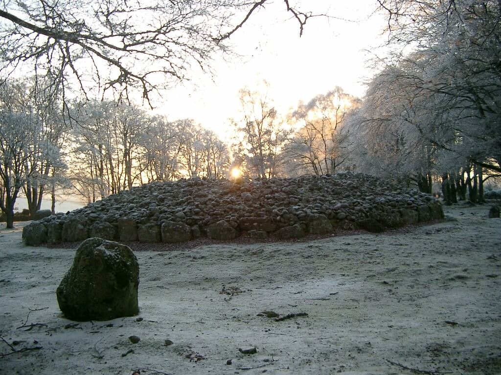 Clava Cairns en el solsticio de invierno