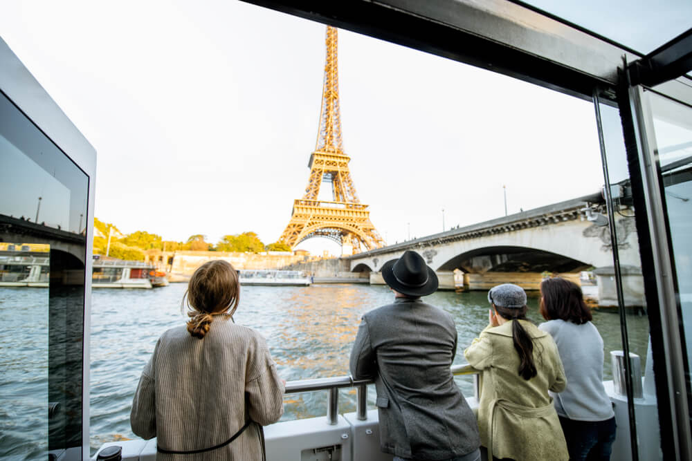 Crucero por el Sena con niños en París