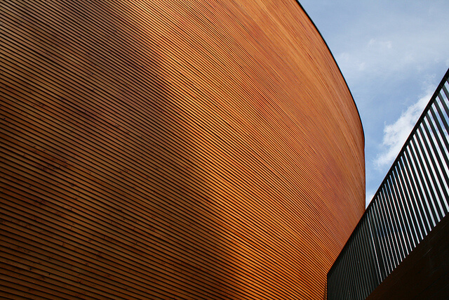 Detalle del exterior de la capilla de Kamppi