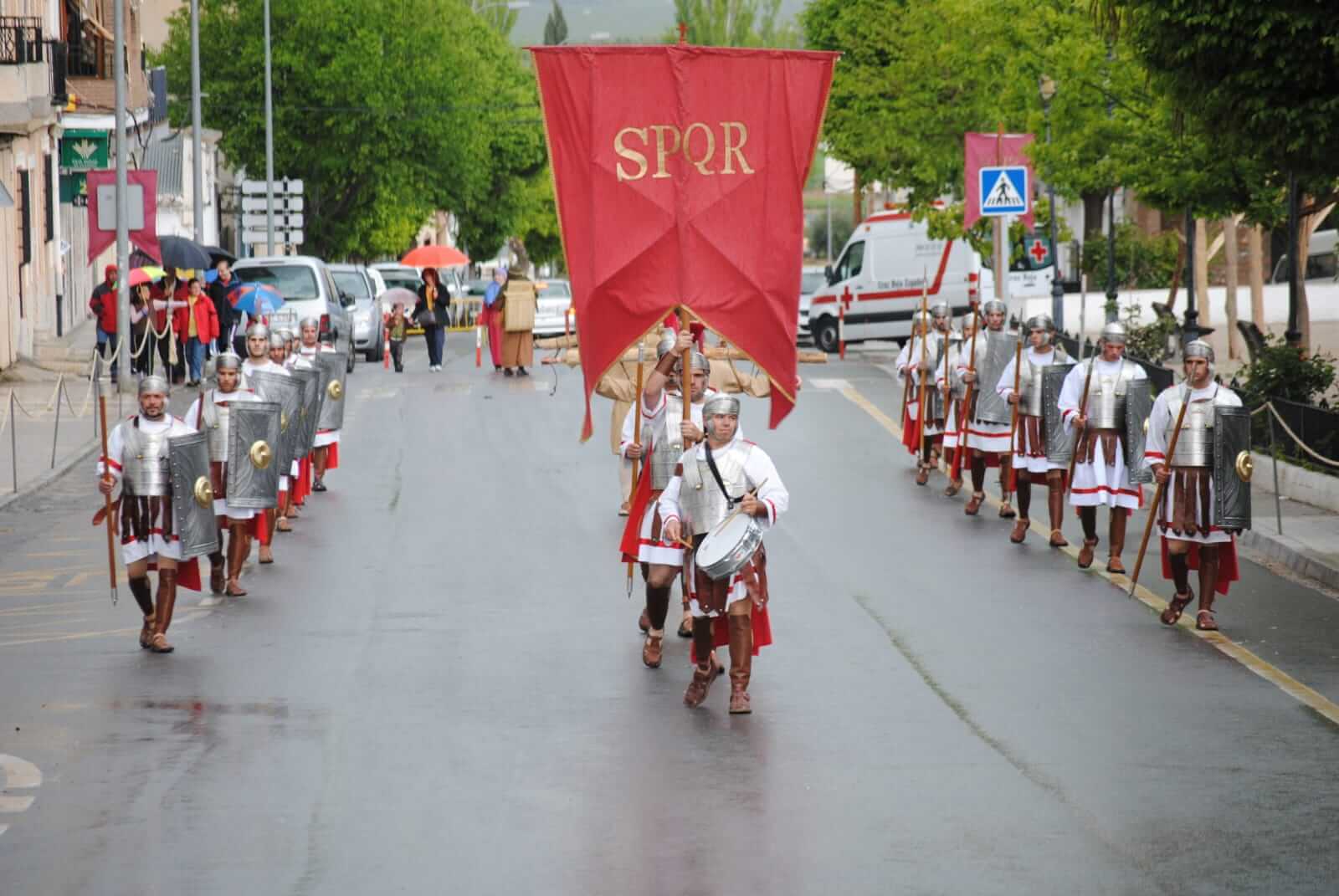 Entrada de tropas romanas en la Semana Santa de Cuevas del Campo
