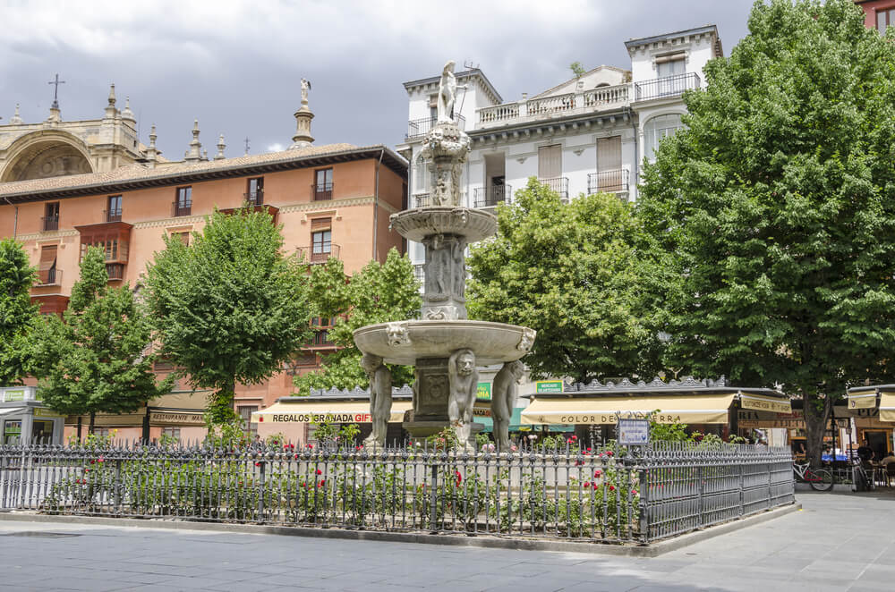 Fuente de los Gigantones en Granada
