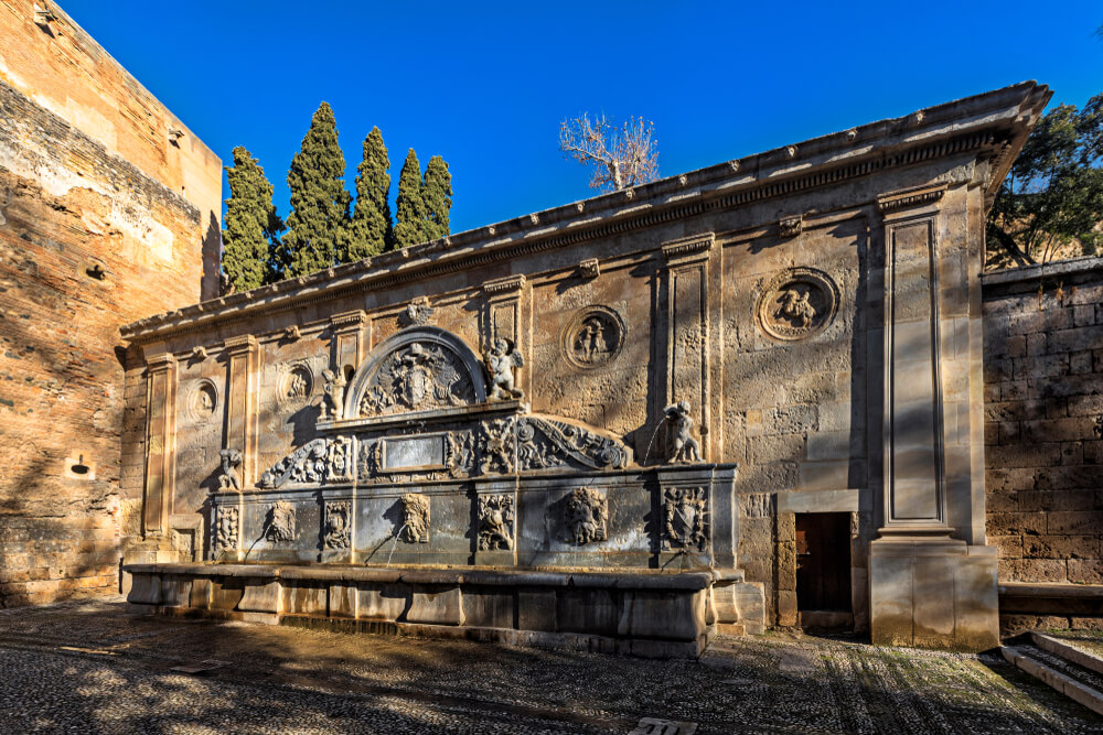 Fuentes históricas de Granada: otra forma de ver la ciudad