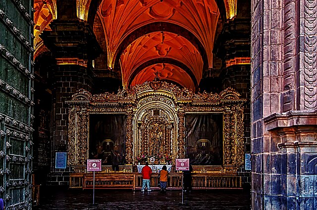Interior de la catedral
