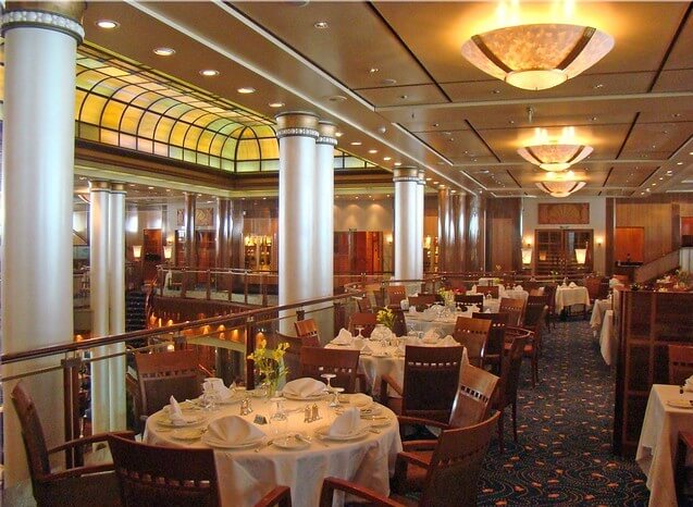 Interior del Queen Mary 2