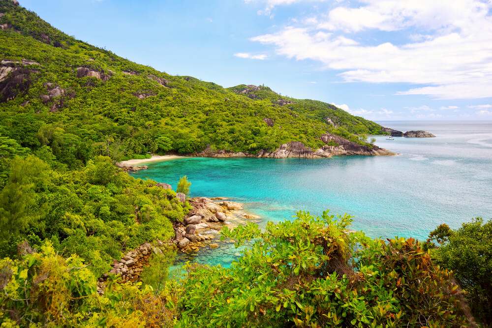 Paisaje de isla Mahé ne Seychelles