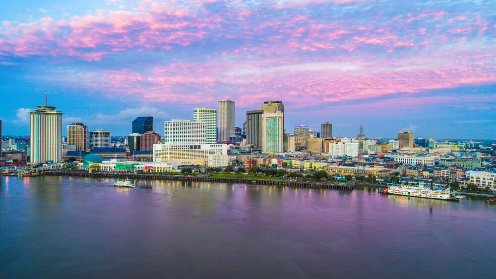 Vista de Nueva Orleans con el río