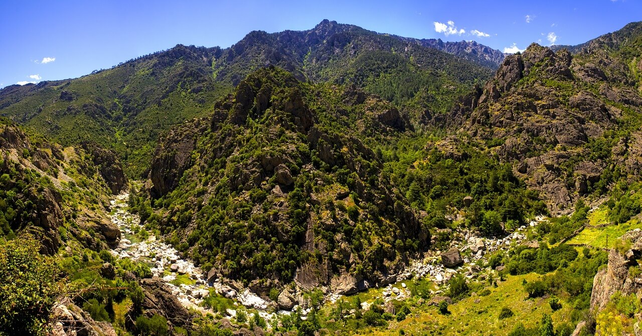 Montañas de la isla de Córcega