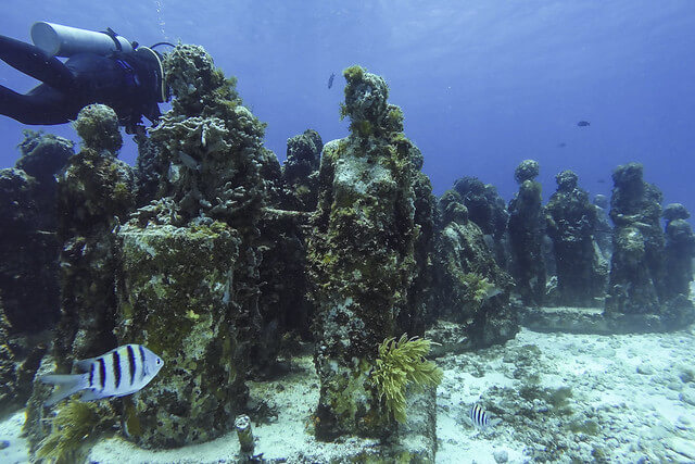 Esculturas en el Museo Subacuático