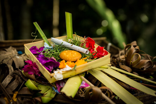 Ofrenda típica de la cultura balinesas