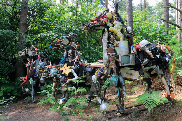 Obra en el parque de esculturas de Farnham