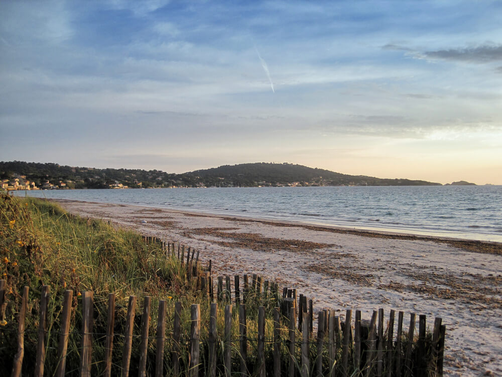 Vista de una de las playas de Hyères