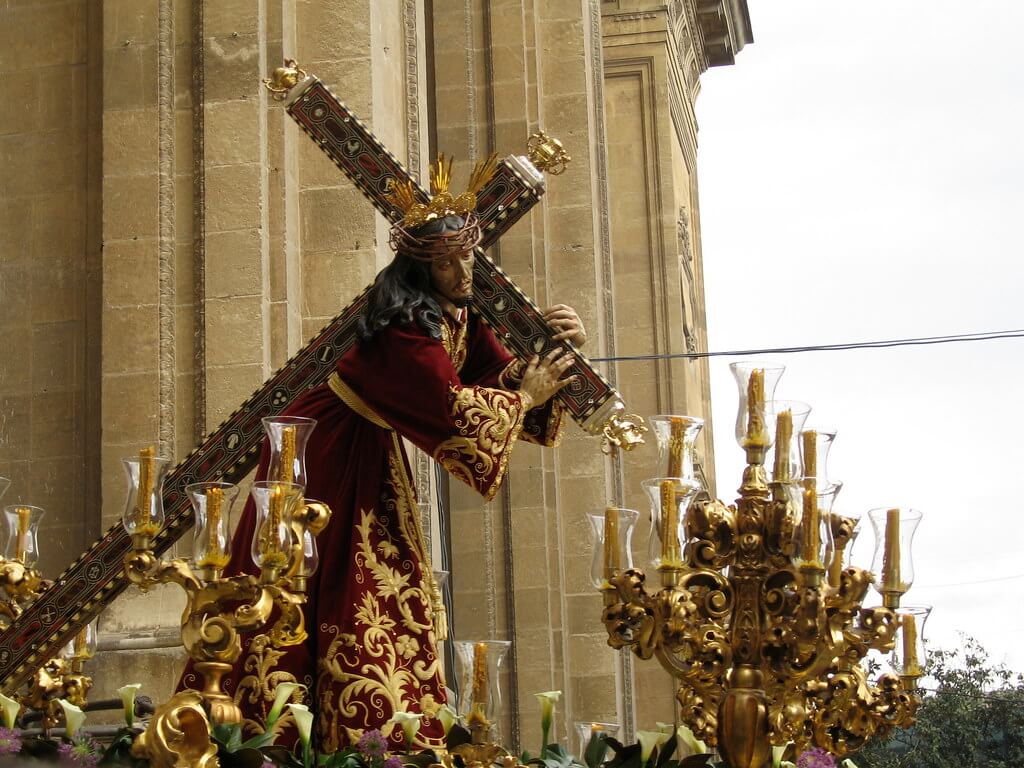 Procesión de Jesús de la Amargura en la Semana Santa de Granada
