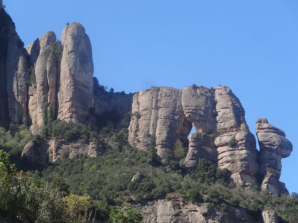 La roca Foradada y la Cadireta