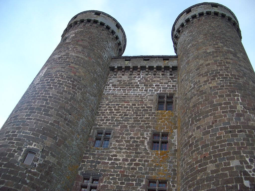 Torres del castillo de Anjony