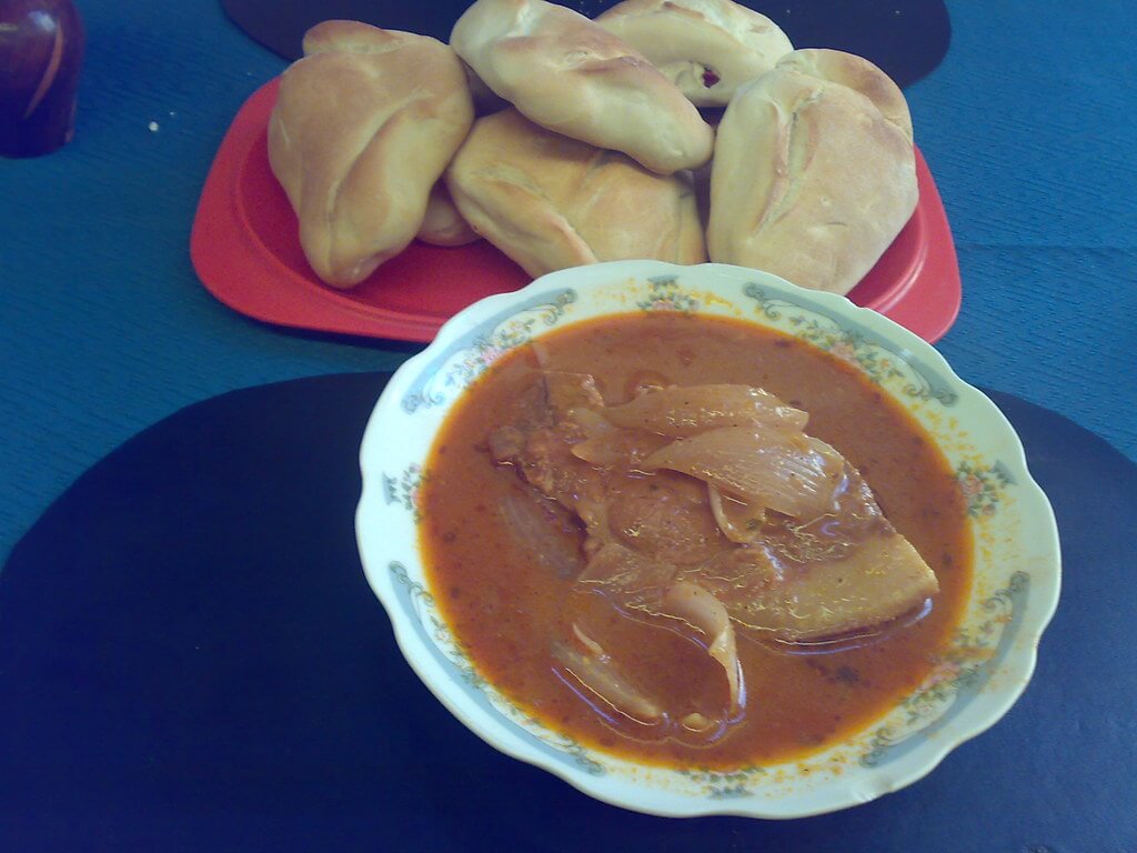 Plato de adobo arequipeño