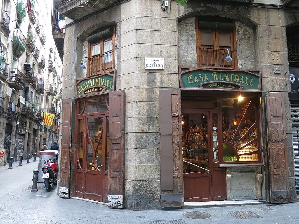 Casa Almirall, uno de los bares de Barcelona más antiguos