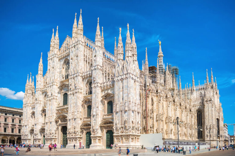 Visita la terraza panorámica del Duomo de Milán