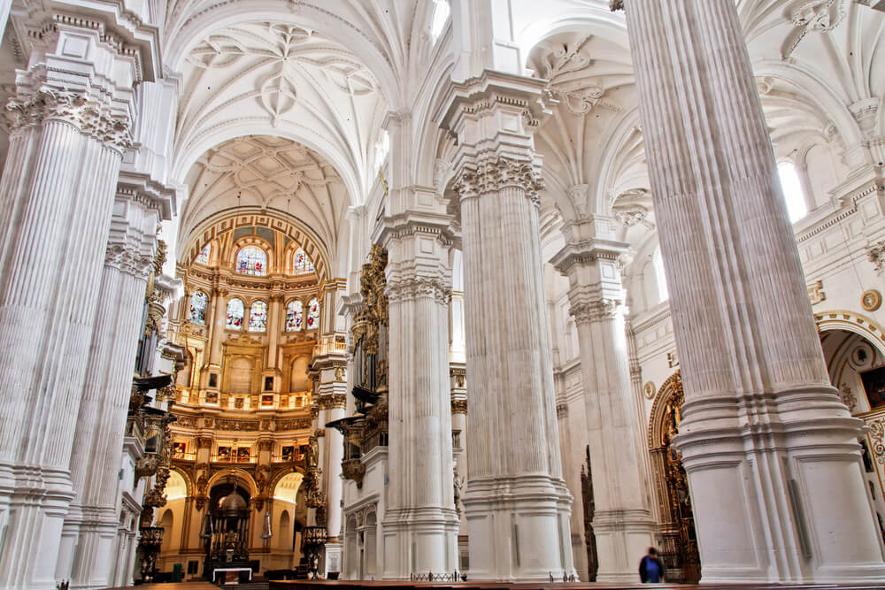 Interior del templo