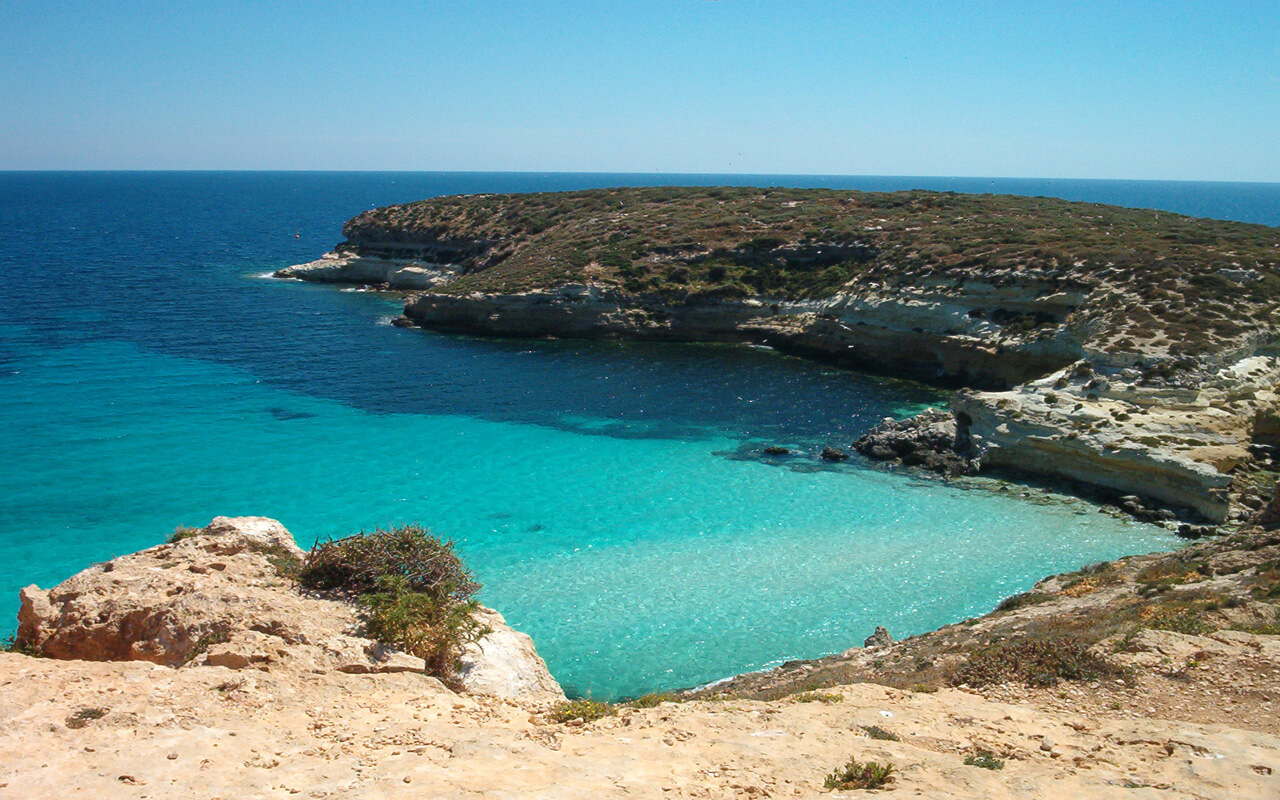 Lampedusa cerca de la isla de Sicilia