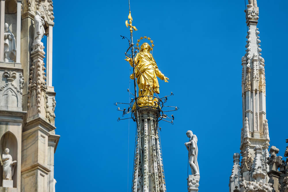 Estatua de la Madoninna