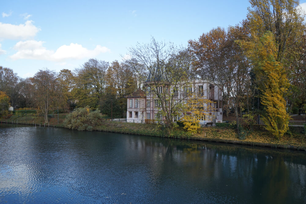 Mansión a orillas del Marne