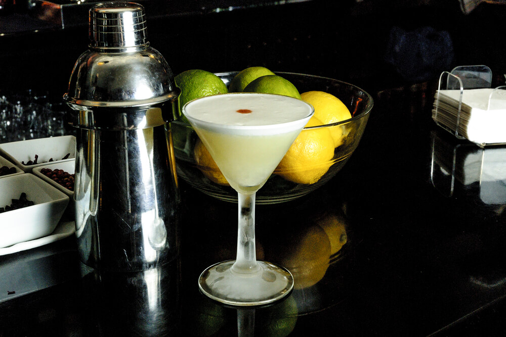 Copa con Pisco sour