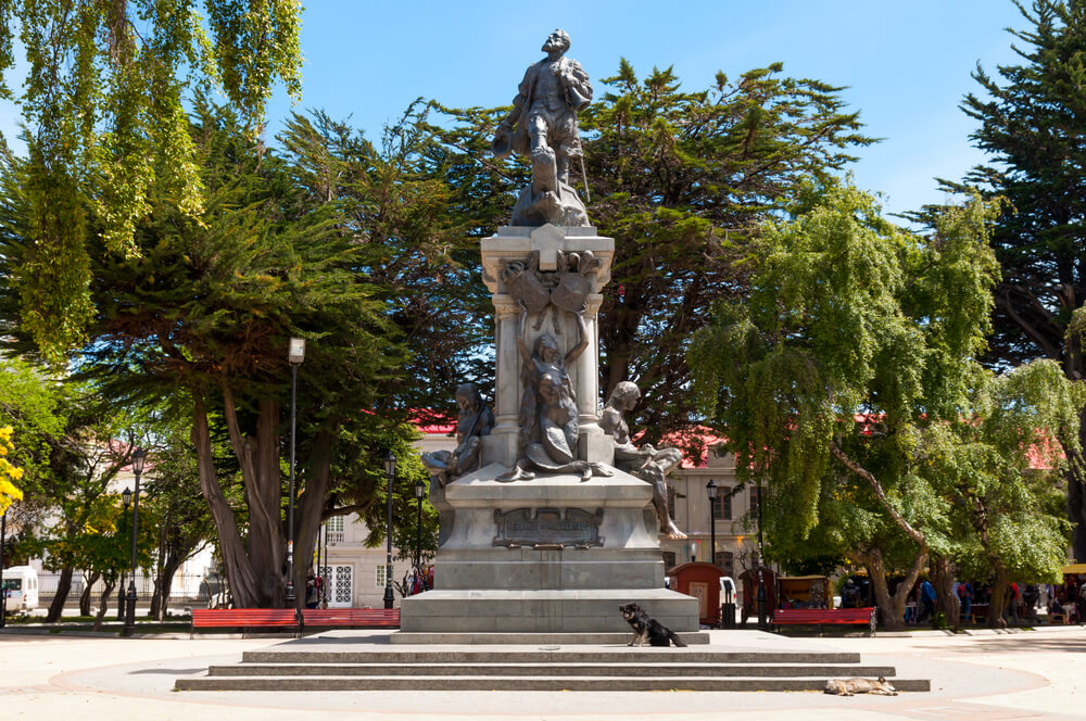 Monumento a Maallanes de Punta Arenas