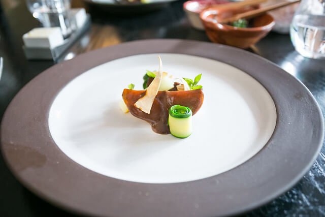 Plato del restaurante Quintonil