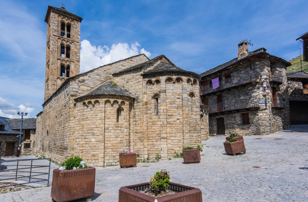 Un viaje por la increíble ruta del románico catalán