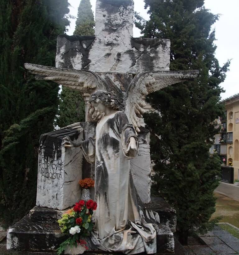 Tumba de José María Rodríguez Acosta en el cementerio de San José de Granada