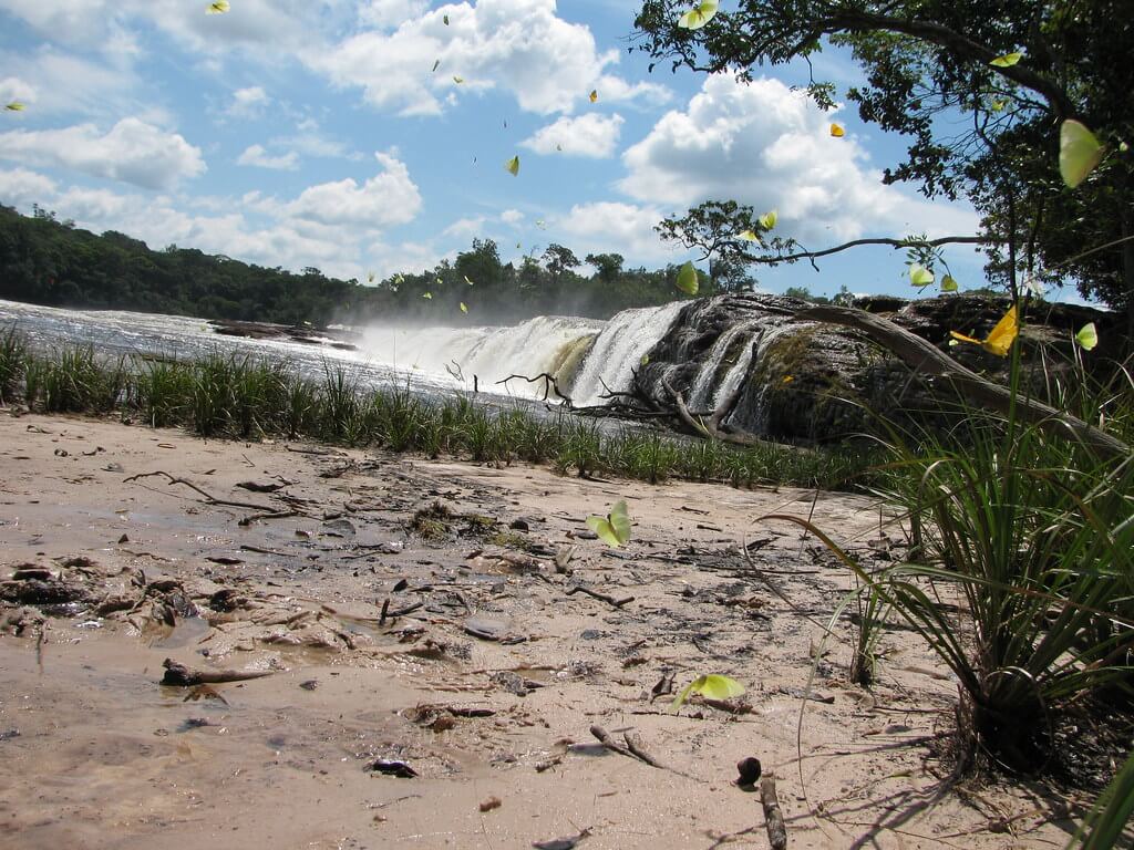 Cascada en Chiribiquete