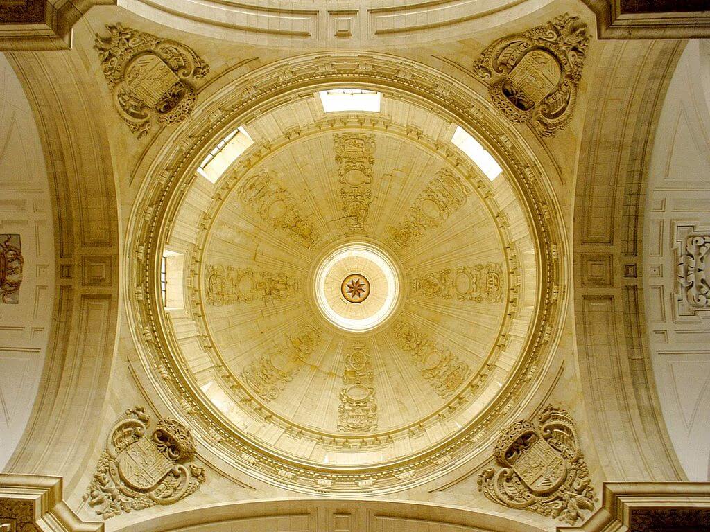 Cúpula de la iglesia