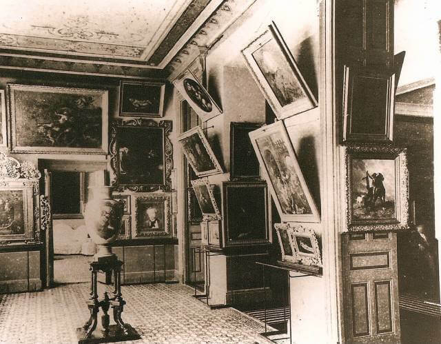 Sala del primer edificio del museo
