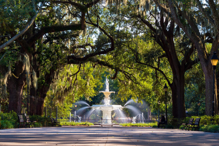Visita el parque Forsyth, el más grande de Savannah