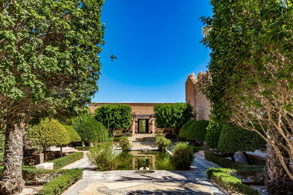 Jardines del recinto