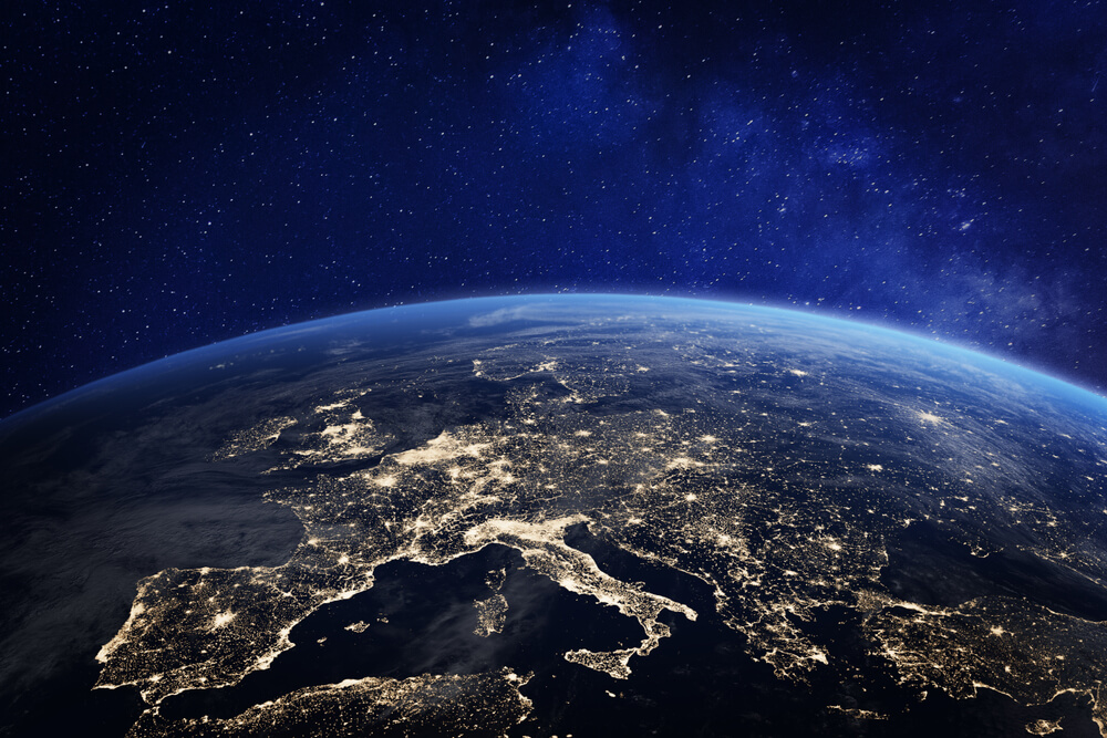 Tierra vista desde un viaje al espacio exterior