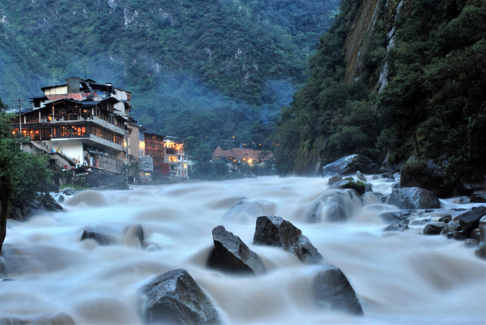 Aguas Calientes, unod e los lugares de aguas termales en el Perú
