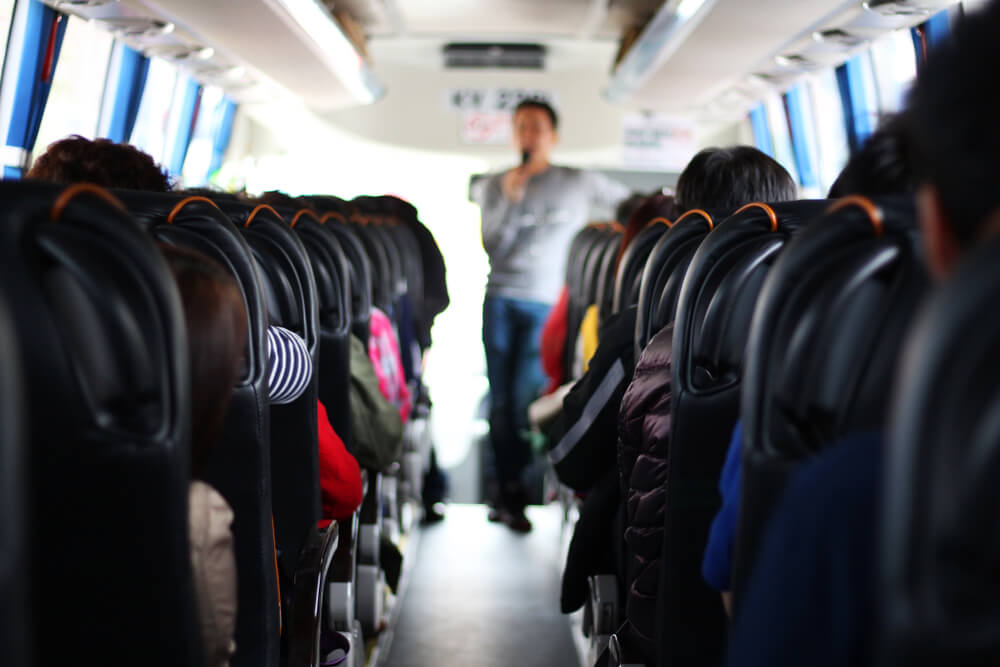 Bus turístico, uno de los aspectos que no siempre representa ahorros de viaje