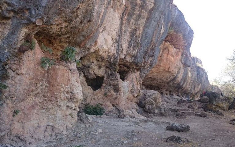 El santuario íbero de la Cueva Lobera en Castellar