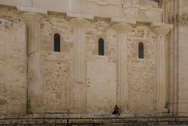 Columnas griegas del templo