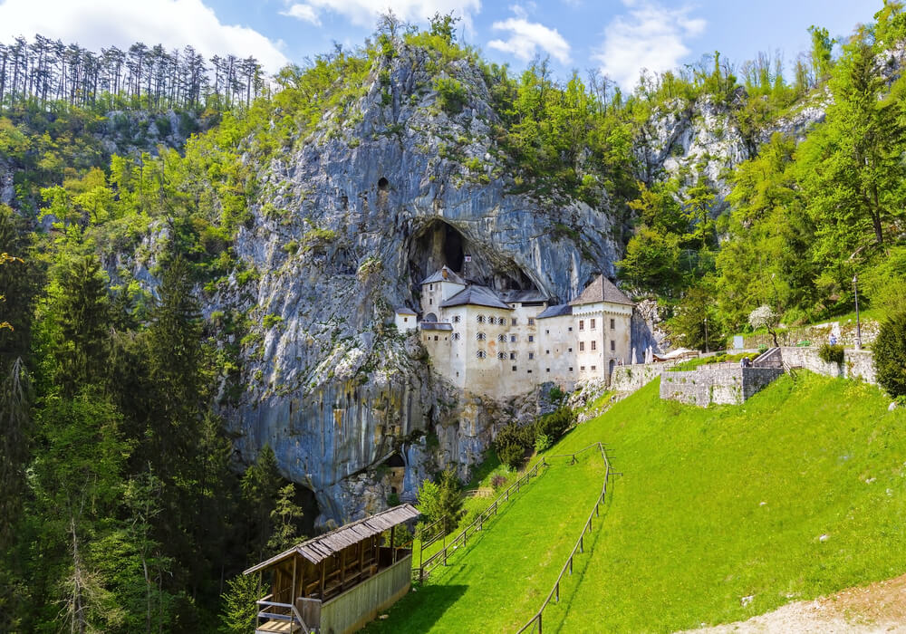 Castillo de Predjama