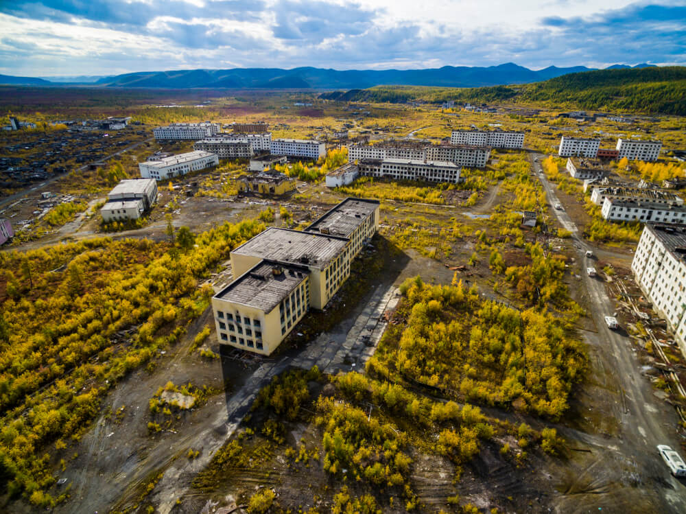 Vista de Kandikchan, una de las ciudades rusas abandonadas