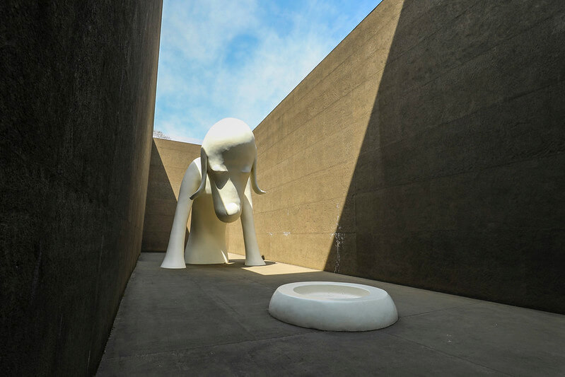 Obra de Yoshimoto Nara, uno de los artistas contemporáneos japoneses