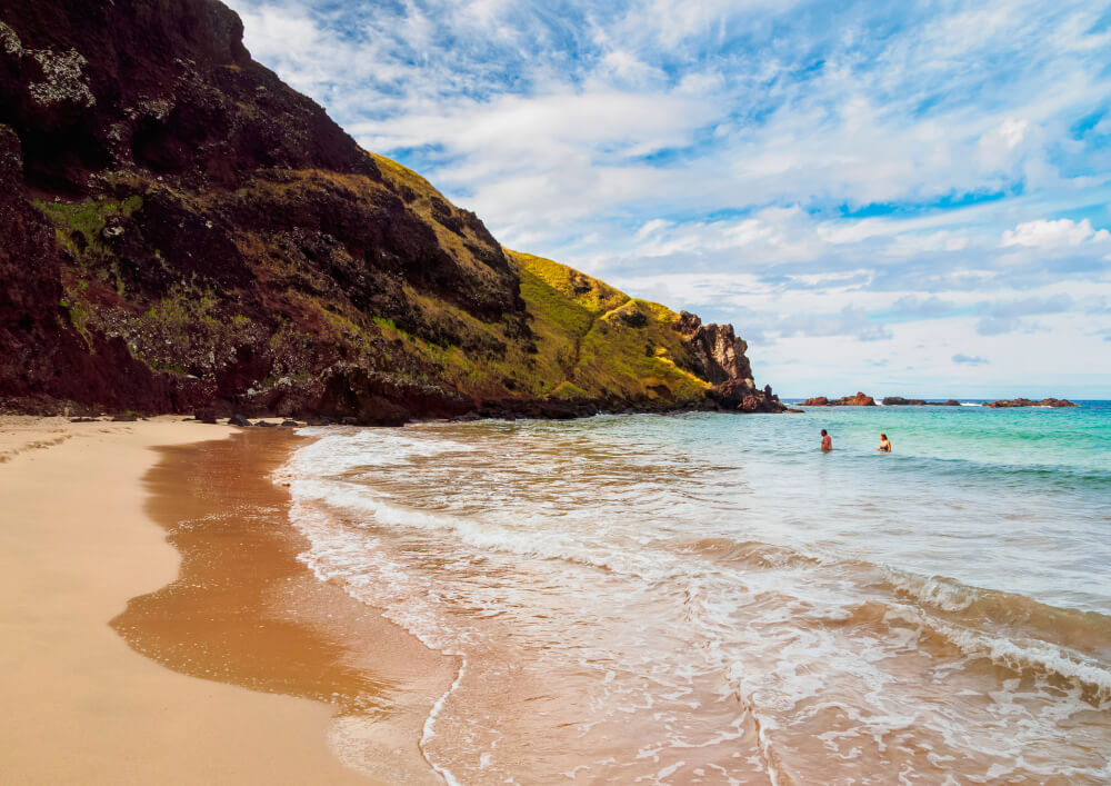 Playa Ovahe en la isla de Pascua