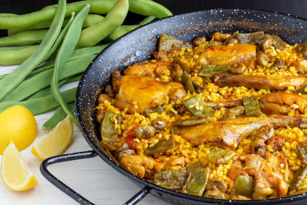 Paella, plato típico de la gastronomía española