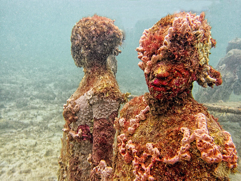 Estatuas del parque escultórico submarino de Molinere