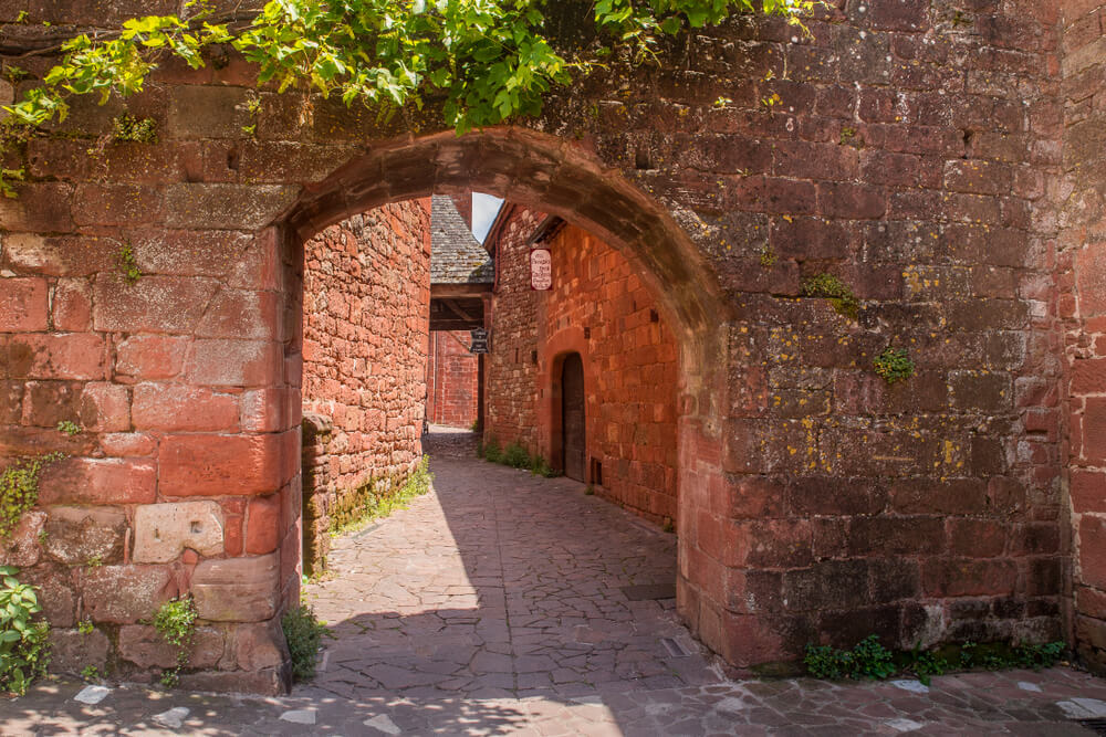 Acceso al pueblo
