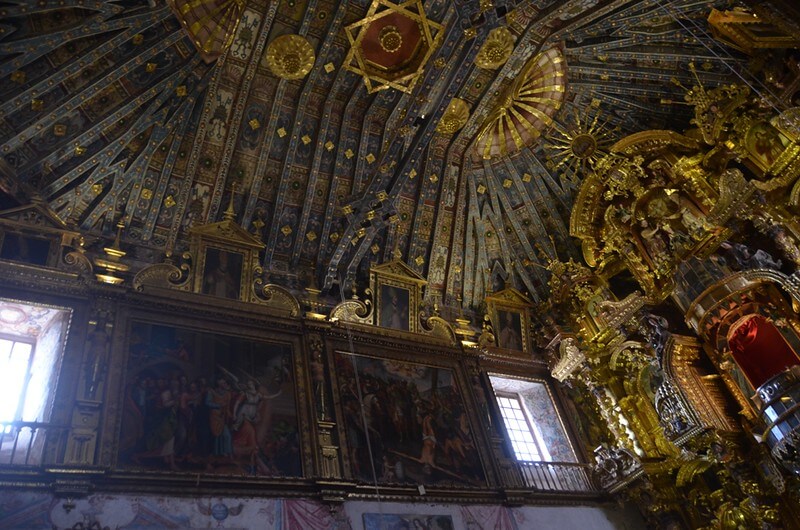 Artesonado de la iglesia