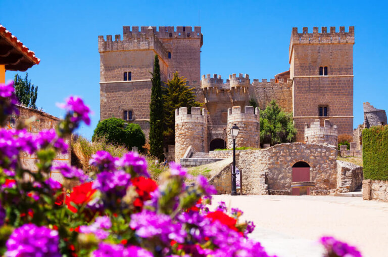 El castillo de Ampudia, el más bello de Palencia
